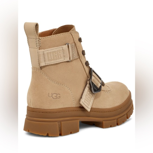 Leather Waterproof UGG Winter Boot, Size 9, Brand New in Box - Picture 2 of 16